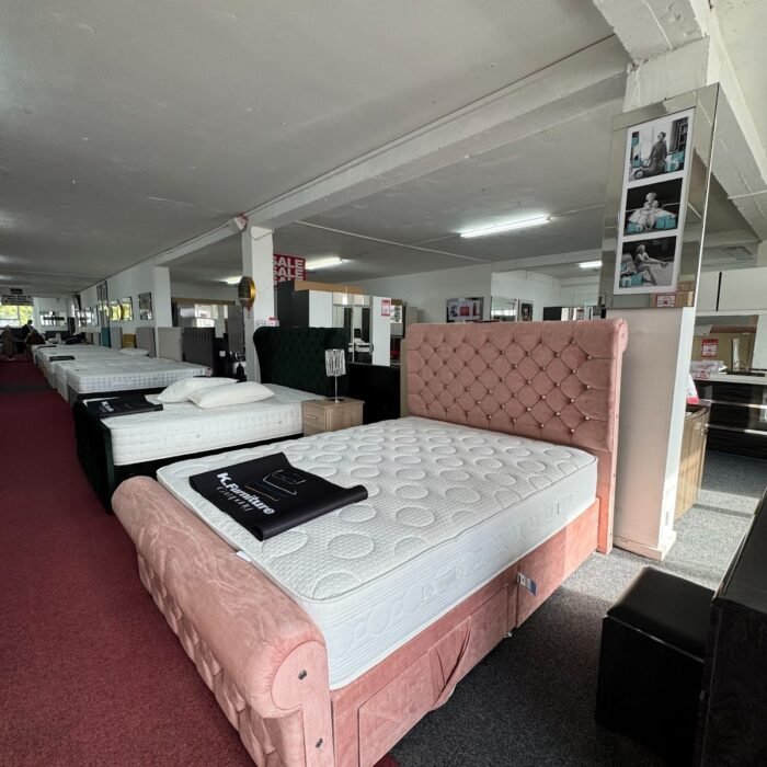 Westbury Scroll Bed4 Westbury Scroll Bed4